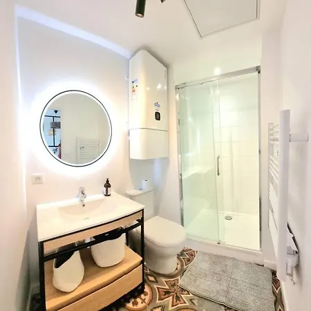 Grand Avec Terrasse - Gare - Metro - Wifi Tolosa